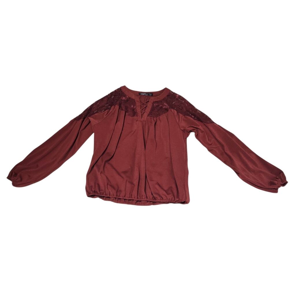 Cure Women's Long Sleeves With Lace Top
